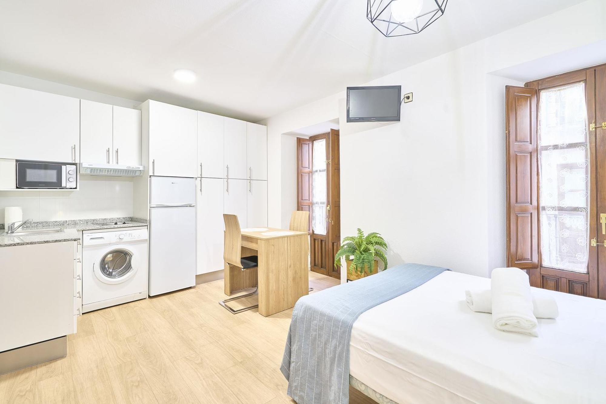 Traviesa 22 By Keyhom Apartment ซาลามังกา ภายนอก รูปภาพ