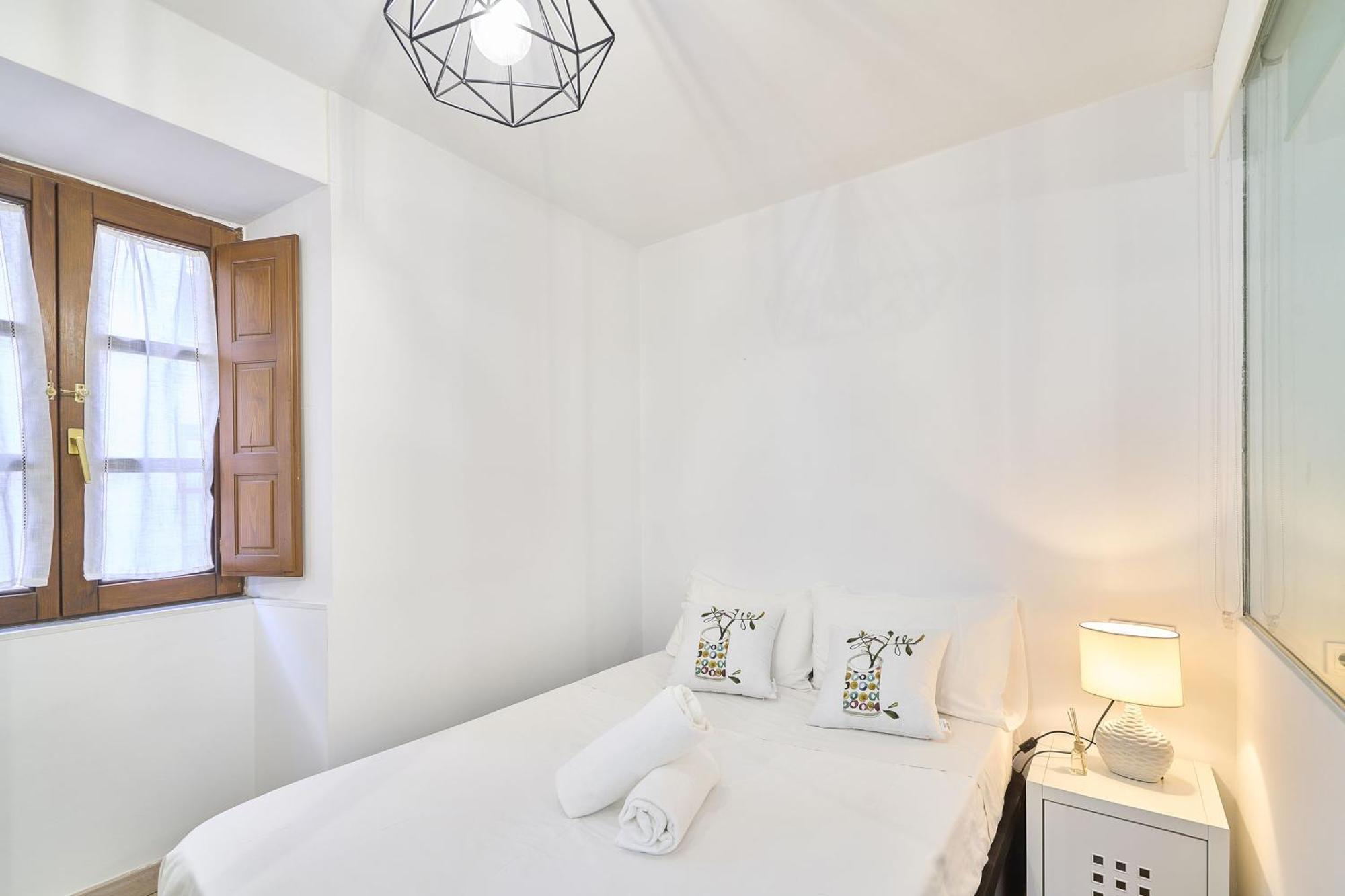 Traviesa 22 By Keyhom Apartment ซาลามังกา ภายนอก รูปภาพ