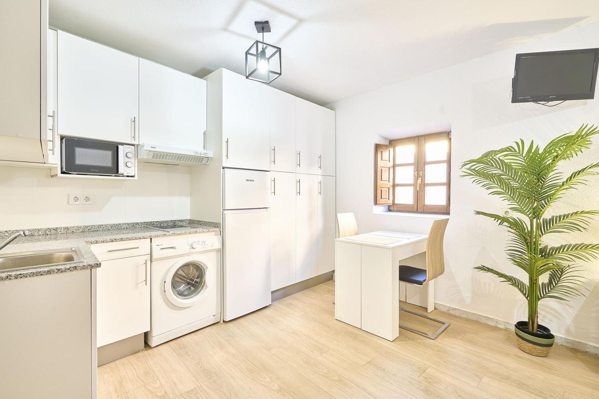 Traviesa 22 By Keyhom Apartment ซาลามังกา ภายนอก รูปภาพ